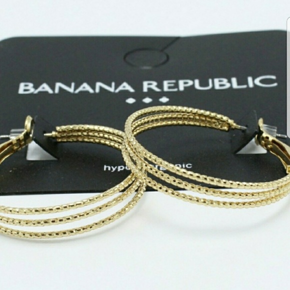 BANANA REPUBLIC MULTI HOOP EARRINGS - Picture 2 of 2